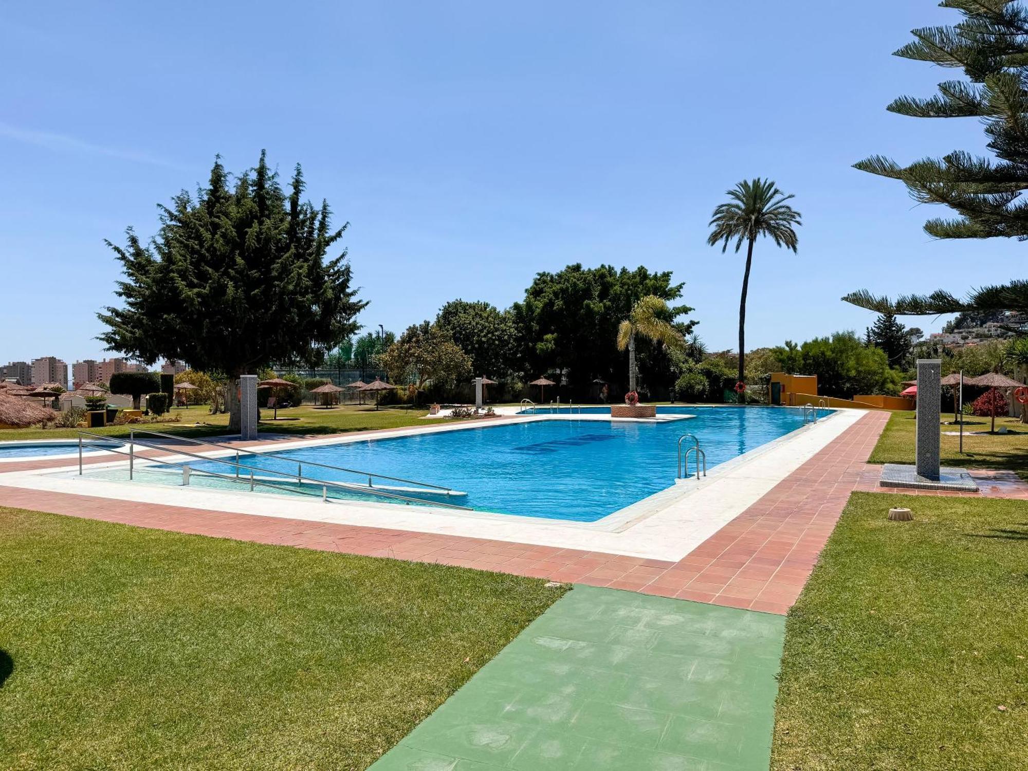Colina Del Mar Apartment ตอร์เรโมลิโนส ภายนอก รูปภาพ