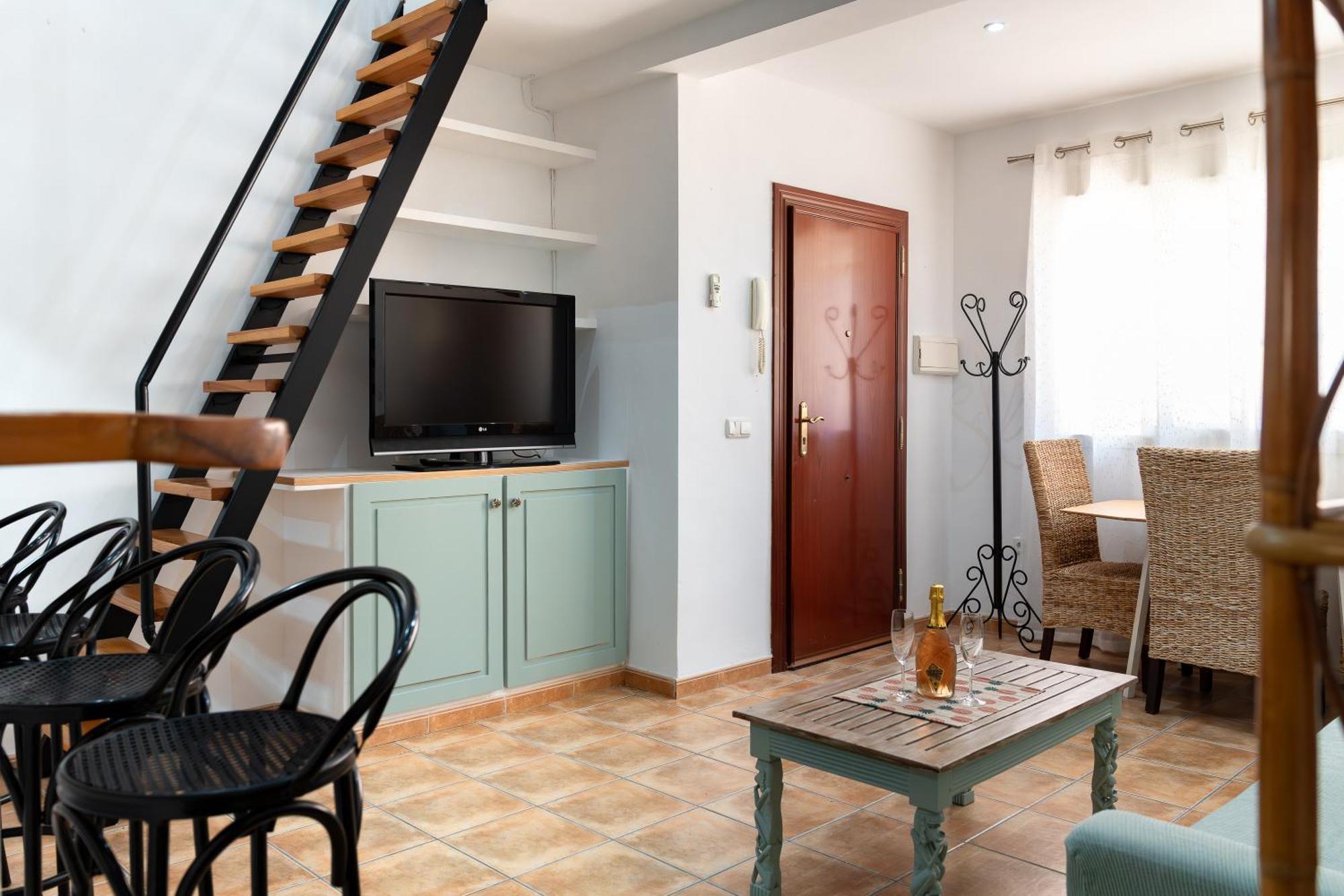 Colina Del Mar Apartment ตอร์เรโมลิโนส ภายนอก รูปภาพ